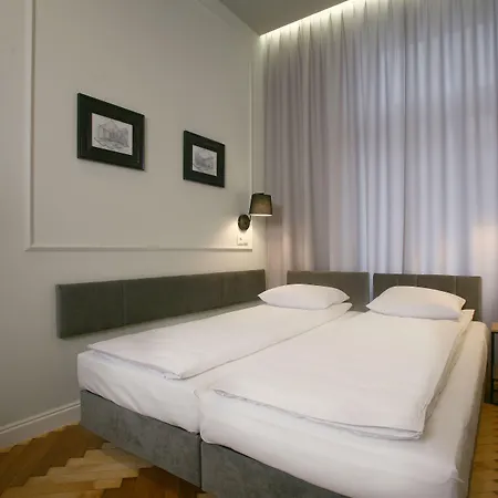 Arts Apartments City Center