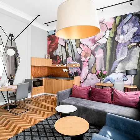 Arts - Old Town Daire Krakow